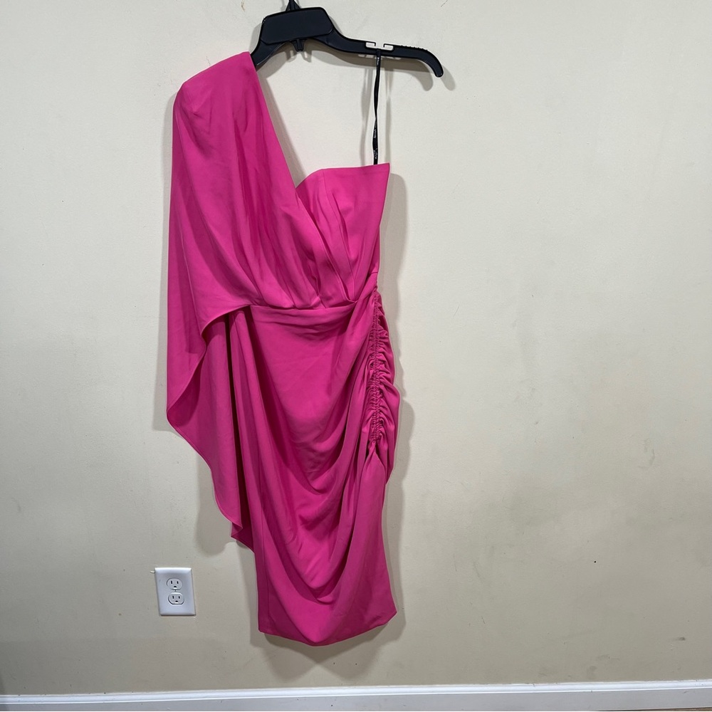 Lavish Alice One-Shoulder Cape Midi Dress size US 6 pink women’s - Picture 4 of 9